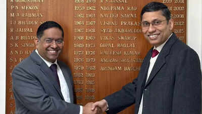 Senior diplomat Randhir Jaiswal assumes charge as MEA spokesperson