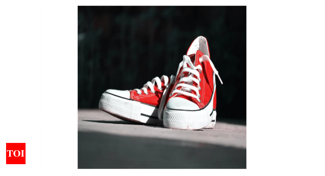 Red Shoes For Men For Those Who Love Fashion |