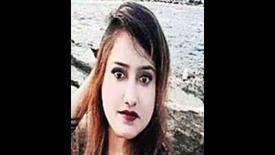 Police find Sana Khan’s phone in MP