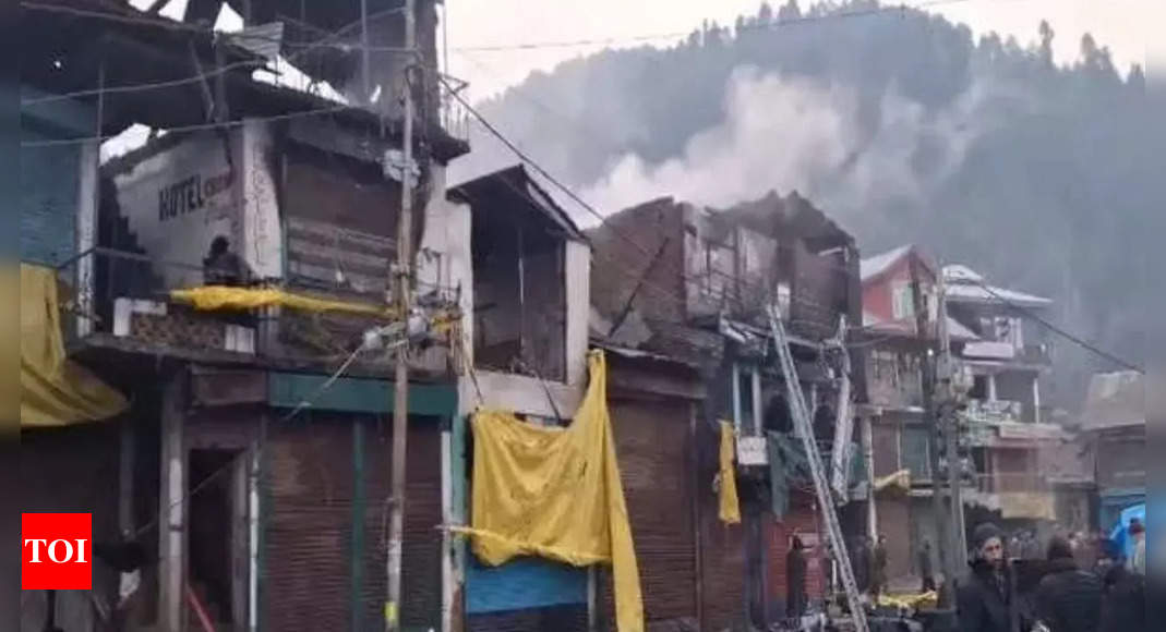 J&K Fire News: Fire engulfs shops and house near bus stand in Jammu and ...