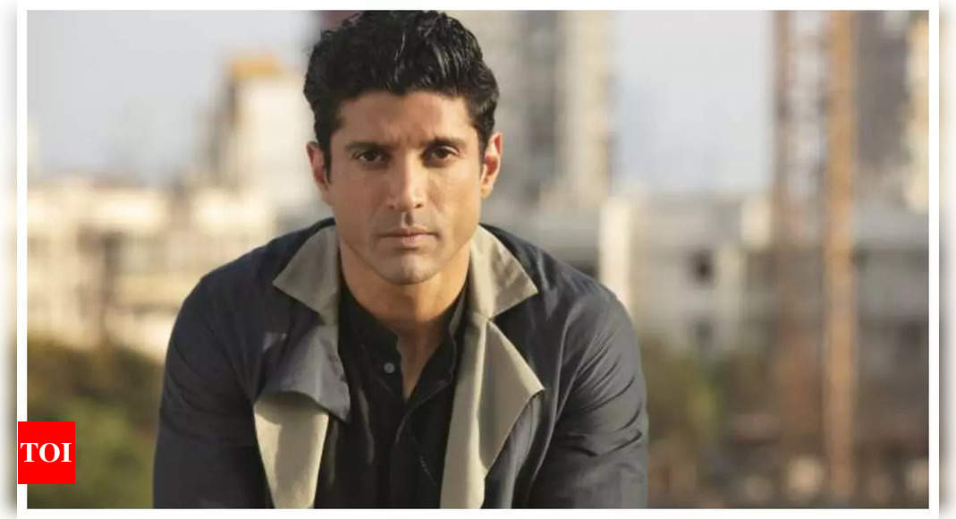 Farhan Akhtar reveals why he has stopped reading comments on his social media posts | Hindi Movie News