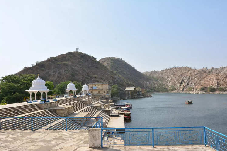 Jaisamand lake