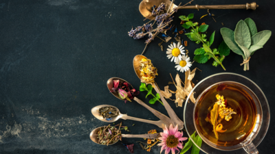 Five Best Herbal Teas You Can Drink To Keep Anxiety At Bay