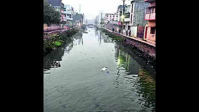 Residents protest civic body apathy after drain drowning