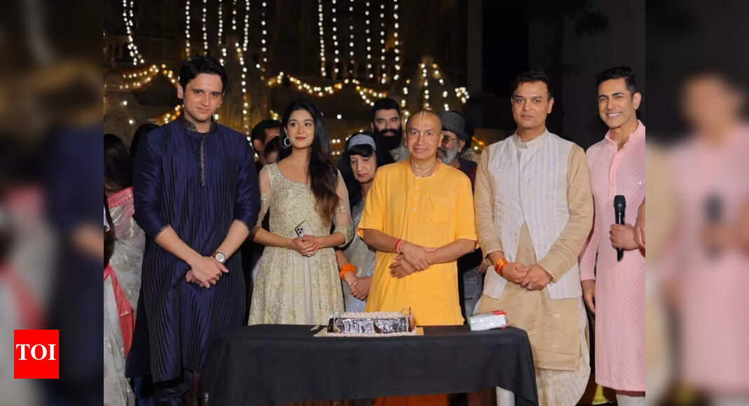 Gauranga Das Prabhu attends the premiere of Siddharth Kumar Tewary’s Shrimad Ramayan