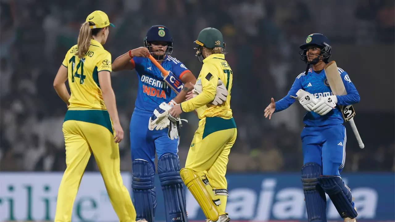 1st T20I: Clinical India Women crush Australia by 9 wickets, go 1-0 up in  three-match series | Cricket News - Times of India