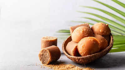​Easy tips to check the purity of jaggery