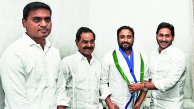 Ambati Rayudu ends YSRCP innings 10 days after joining party