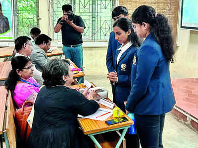 Floodproof Roads: Floodproof roads to AI drones - Students design smart