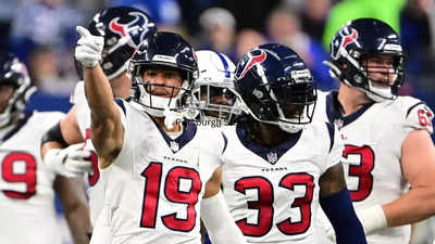 Houston Texans clinch playoff berth by holding off Indianapolis Colts