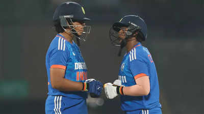 2nd T20I: India Women crawl to 130/8 against Australia