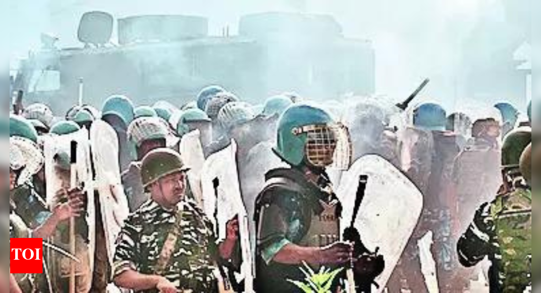 Forces ambushed in Moreh, casualties feared