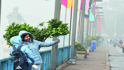 Bhopal gets scattered rain, fog; brace for more showers ahead