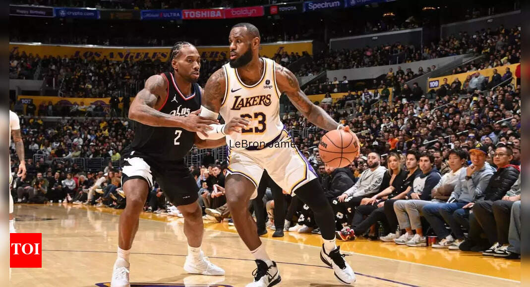 LeBron James (25 points) helps Los Angeles Lakers beat Los Angeles ...