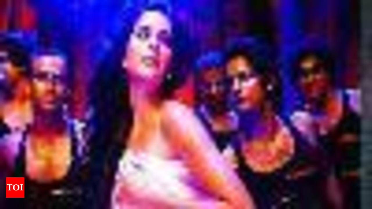 Katrina Kaif shakes her booty for money! | Hindi Movie News - Times of India