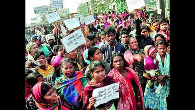 People block Khagaul road as cops fail to crack Mahadalit girls’ case