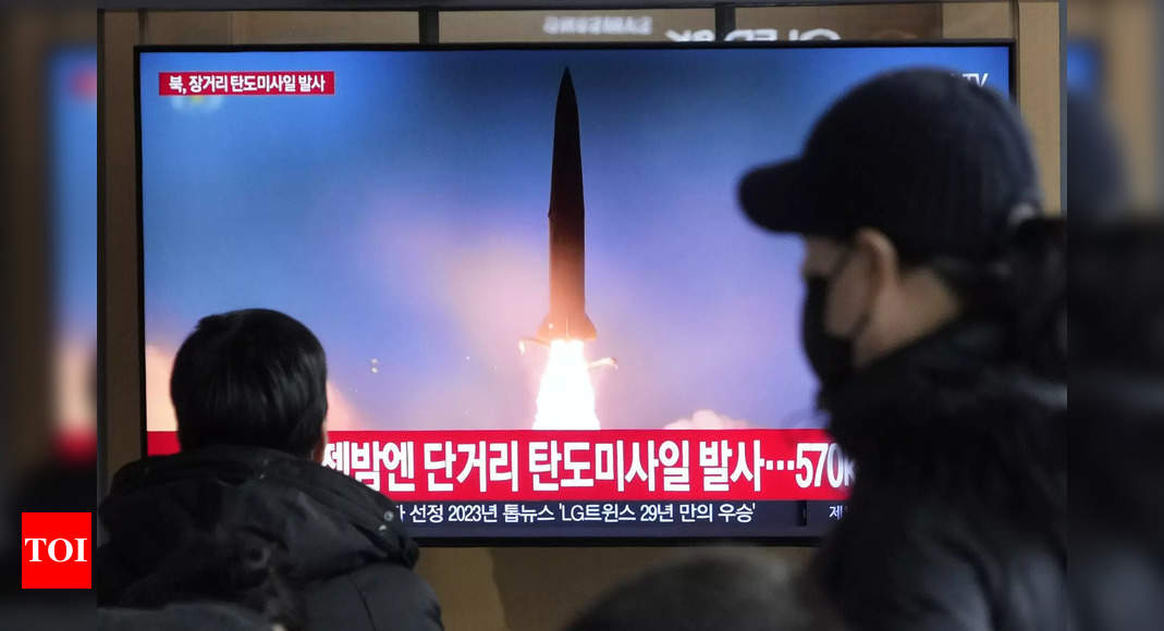 « La Corée du Nord s'apprête à envoyer une nouvelle classe de missiles à la Russie »