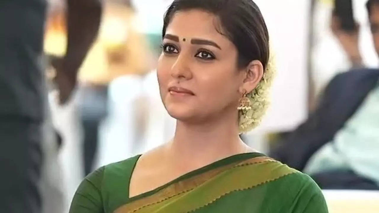 Nayanthara gets teary-eyed as she speaks about her husband Vignesh Shivan  at an event | Tamil Movie News - Times of India
