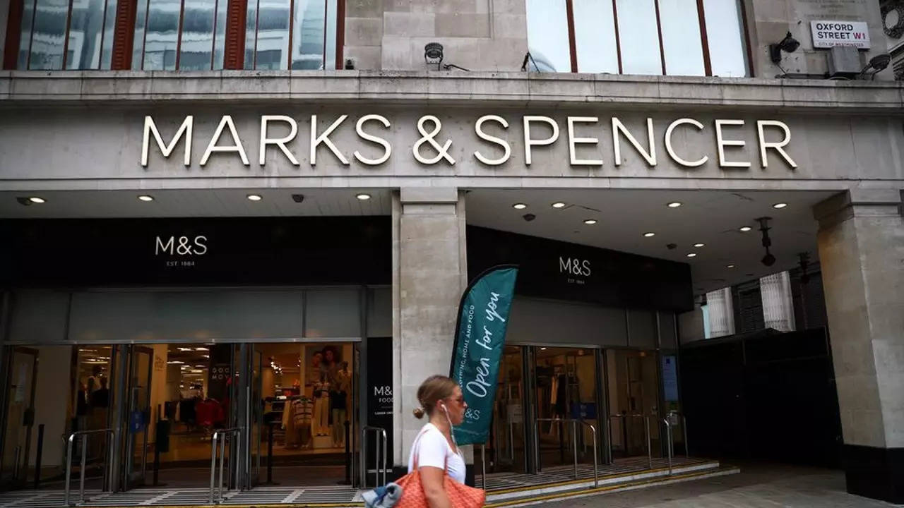 Marks & Spencer: M&S claims Christmas trading crown as food and clothing  beat forecasts - Times of India