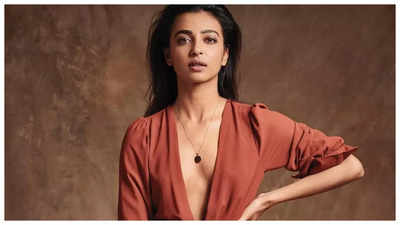 Radhika Apte gets 'locked' inside an aerobridge at the airport, complains about flight delay