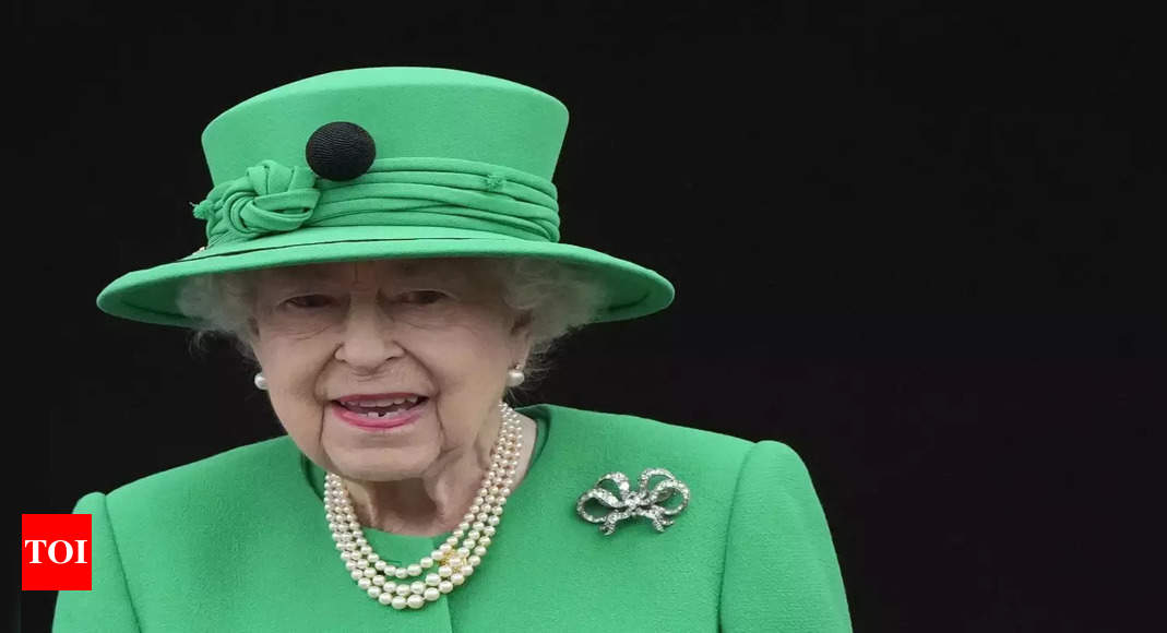 Queen Elizabeth II left sealed death-bed letter for son Charles, claims new biography – Times of India