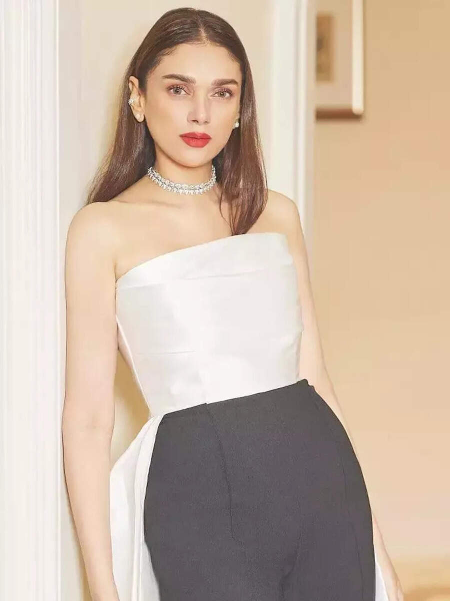 Aditi Rao Hydari captivates in a sleek monochromatic jumpsuit | Times ...