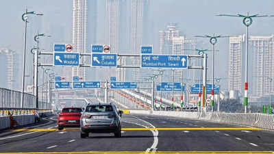 On Day 1 post-inauguration, over 45,000 enjoy drive on India’s longest sea bridge