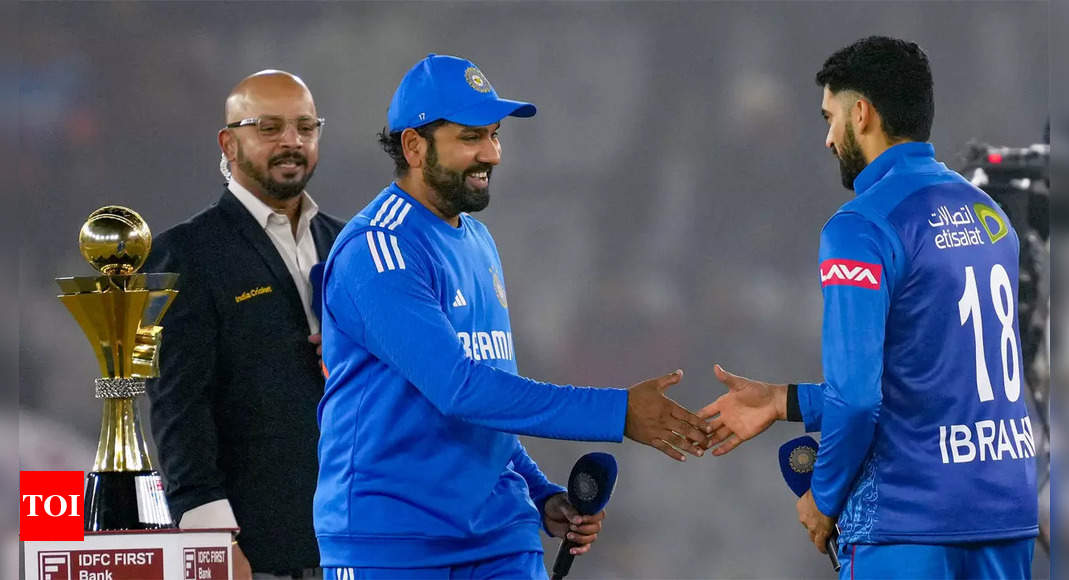 Afghanistan 0/0 in 0.0 Overs | Live Cricket Score of IND vs AFG 2nd T20I: Virat Kohli returns as India opt to bowl against Afghanistan  – The Times of India