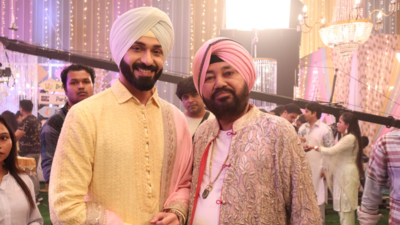 Ace Bollywood Singer Daler Mehndi graces the Lohri festivities in Teri Meri Doriyaann, says, 'I was showered with immense love and adulation'