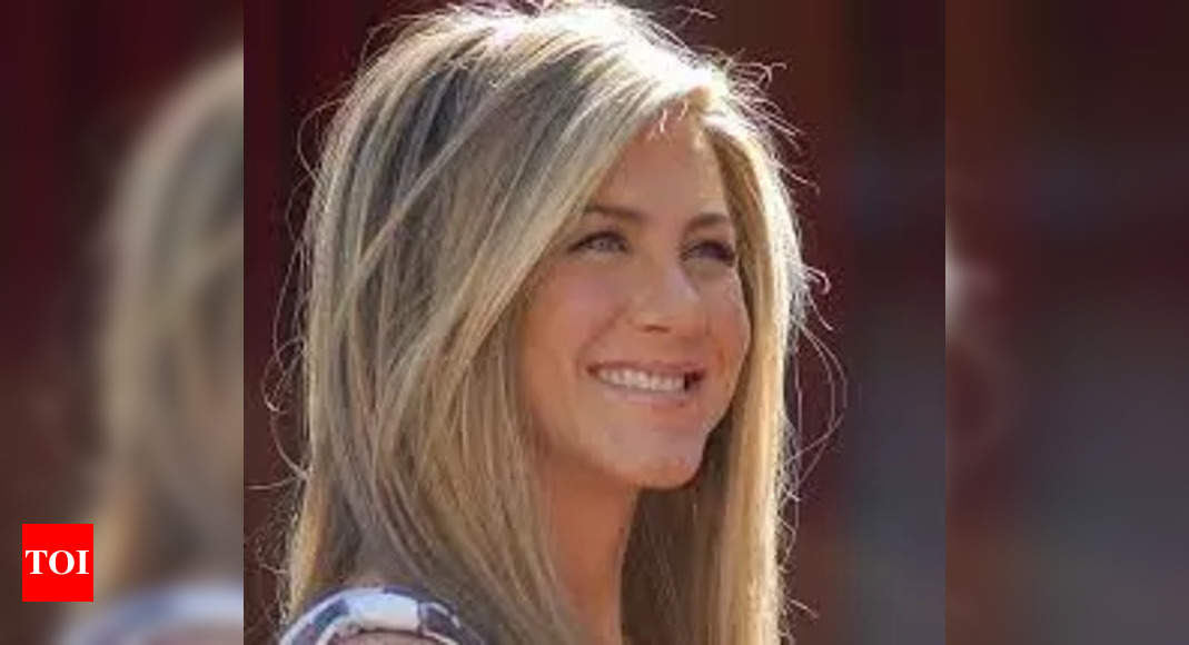 Jennifer Aniston urges fans to continue to 'celebrate' Matthew Perry's ...