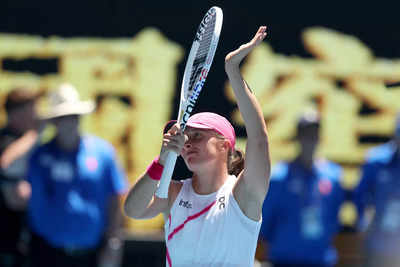 Iga Swiatek triumphs over Sofia Kenin in Australian Open opener