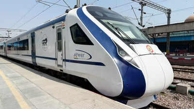 Mumbai-bound Vande Bharat Express faces brake system issue, causes delay