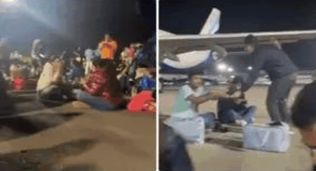 IndiGo ‘langar’ on Mumbai Airport tarmac: BCAS issues notice to airline & MIAL | India Business News – Times of India