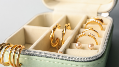 Keep your jewellery safe with jewellery organisers
