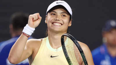 Emma Raducanu breezes into Australian Open second round