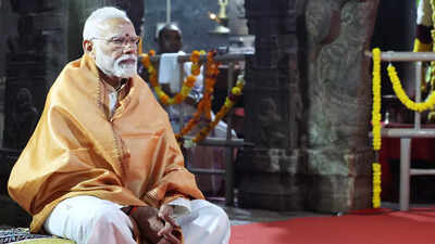 Prime Minister Narendra Modi Visits Historic Temples Ahead of Ram ...