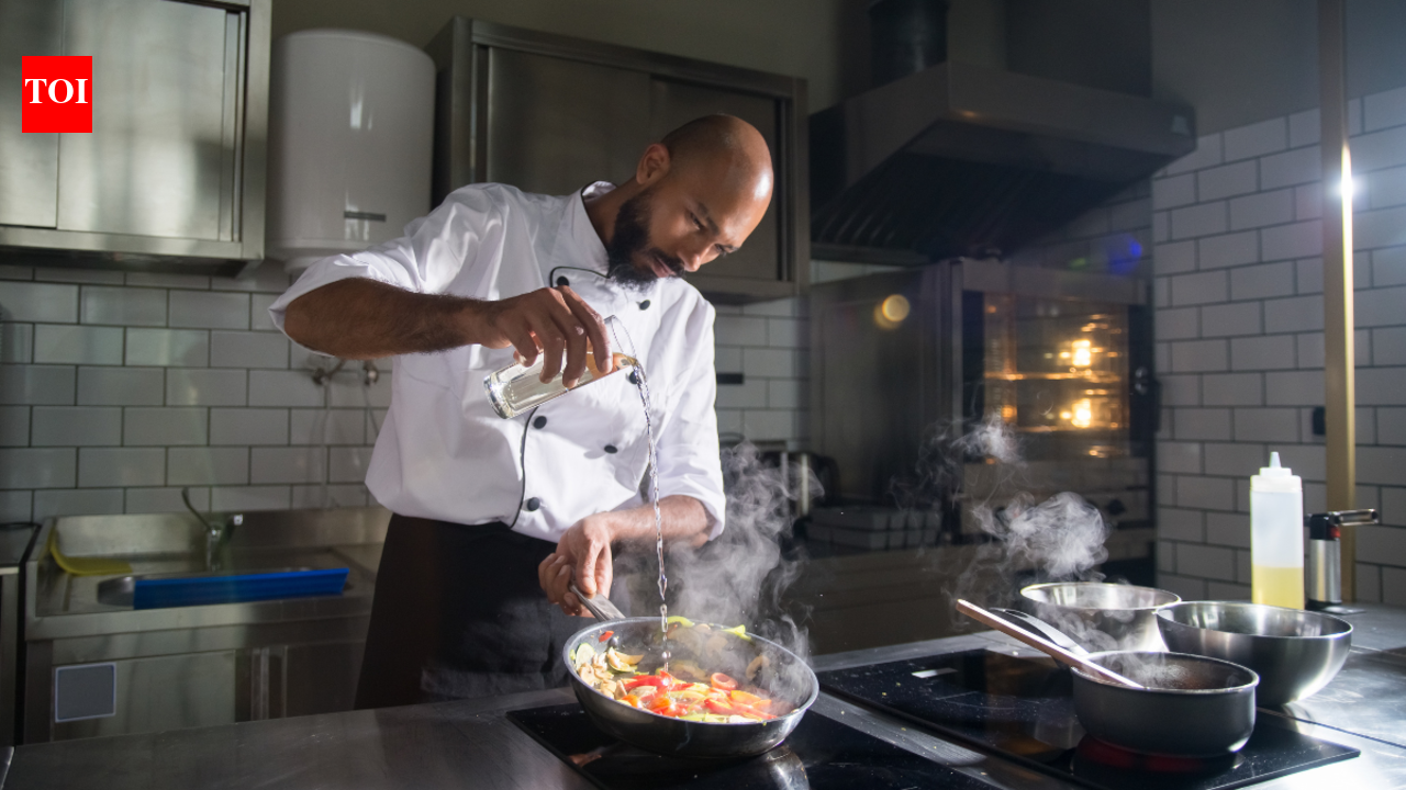 Best Chimney Options To Keep Your Kitchen Free from Smoke and Oil ...
