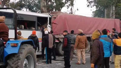 Three Punjab cops killed as police bus rams truck in Mukerian