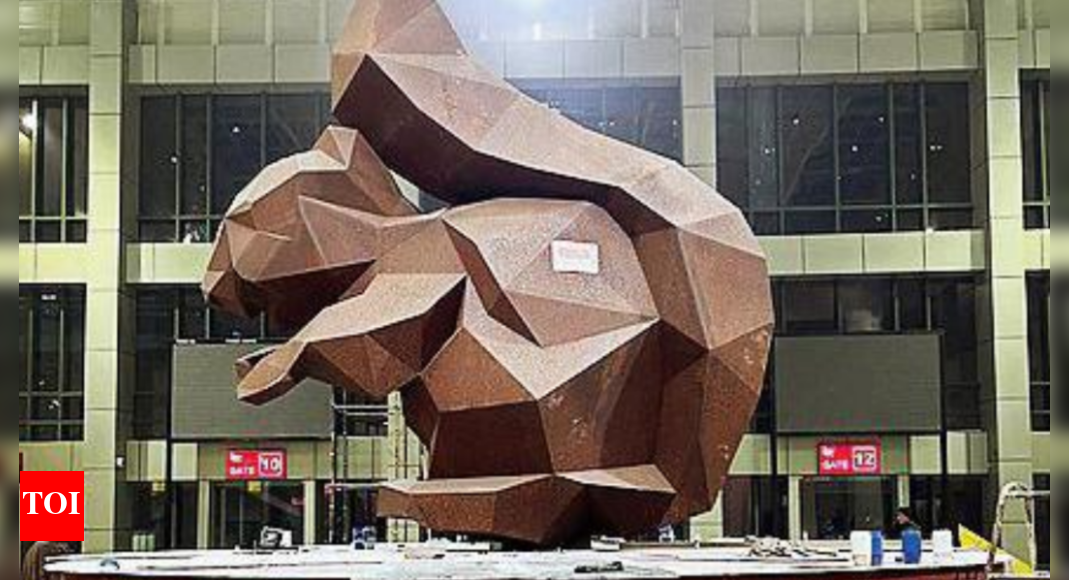 Sculpture: Sculpture Of Lord Ram’s Squirrel To Highlight Rly’s Efforts ...