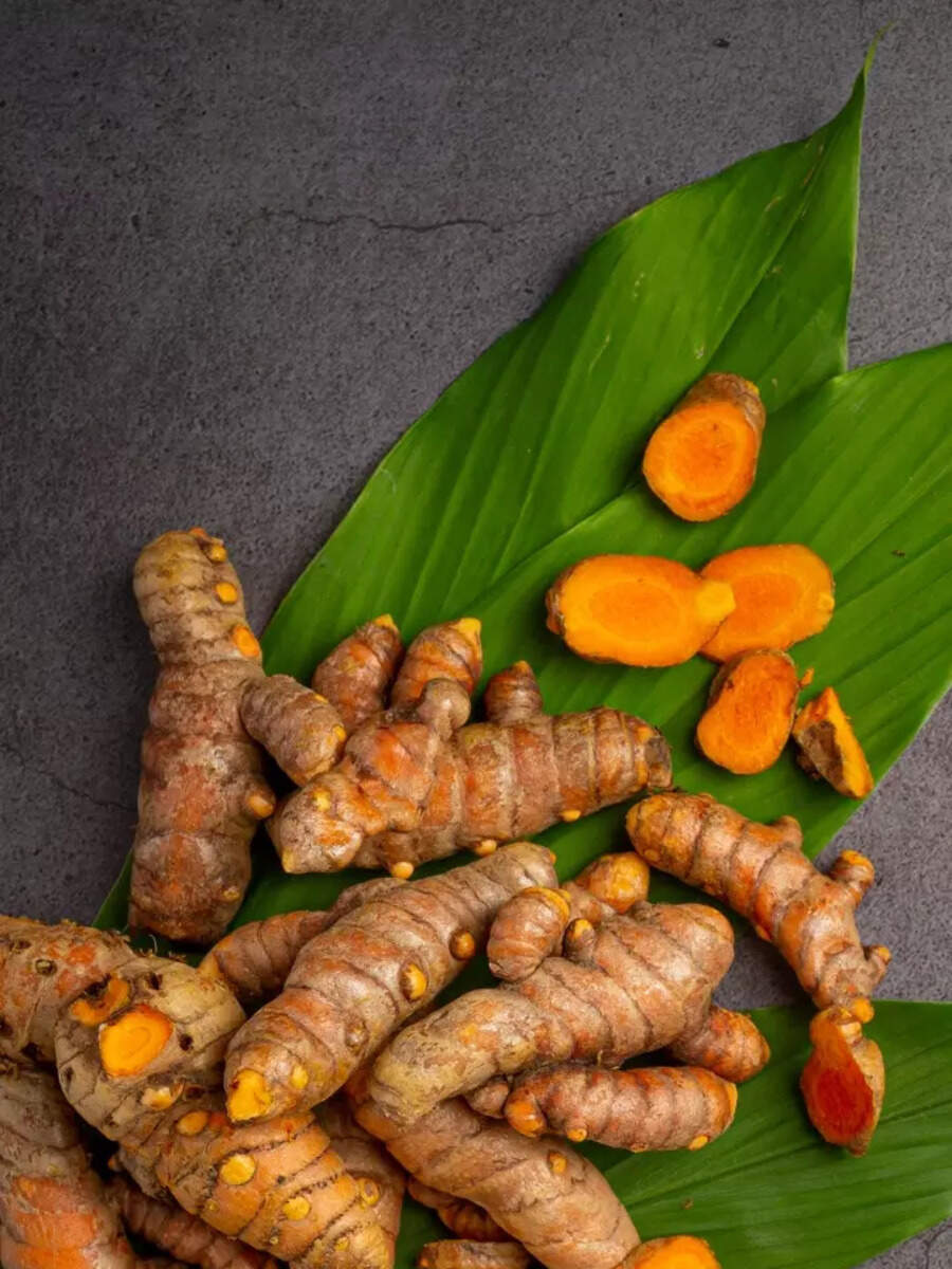 10 reasons why raw turmeric is better than turmeric powder Times of India
