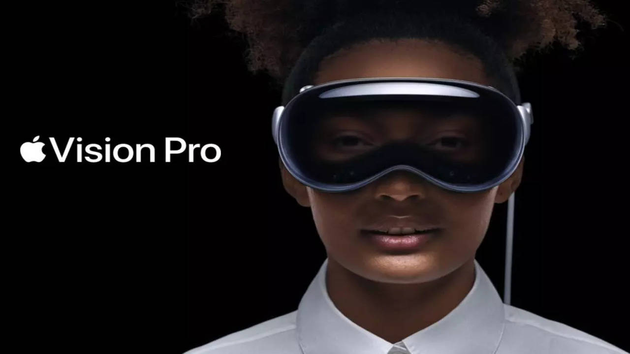 Apple says Vision Pro is the “ultimate” entertainment device