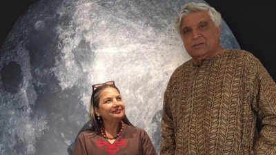 'Shor Mat Karo,' frustrated Javed Akhtar requests paparazzi as he poses with Shabana Azmi