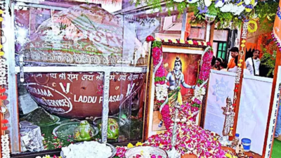 Hyderabad’s jumbo laddu on sweet ‘pilgrimage’ to Ram Mandir