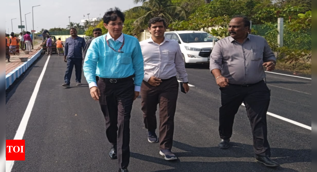 Chennai Corporation commissioner inspects PM Modi's route to Khelo