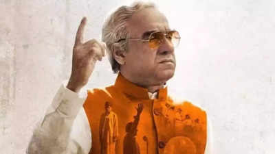 Main Atal Hoon Twitter Review: Pankaj Tripathi shines as Atal Bihari Vajpayee