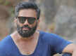 
Suniel Shetty talks on facing rejection from Bollywood heroines due to his dark complexion
