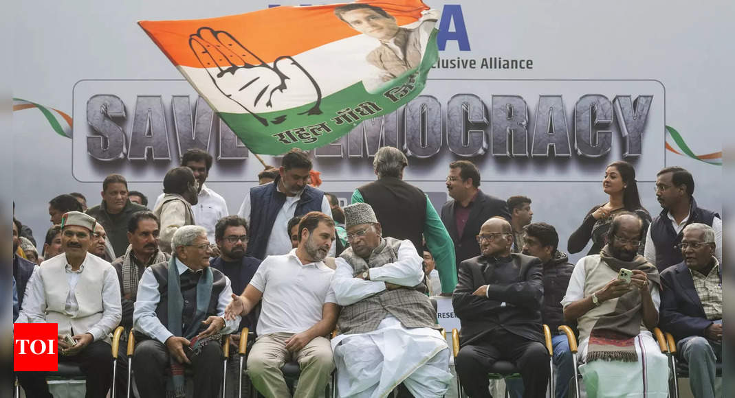 Why A Seat Sharing Formula Eludes India Bloc India News Times Of India