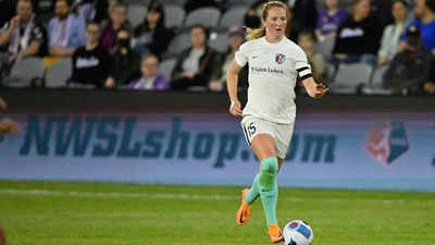 Sam Mewis: USWNT star announces retirement at 31 due to persistent injury