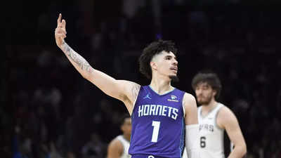 LaMelo Ball, Charlotte Hornets fend off San Antonio Spurs to halt 6-game skid