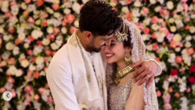 Shoaib Malik ties knot for the third time with Pakistani actress Sana Javed amid separation rumors with Sania Mirza | See Pics